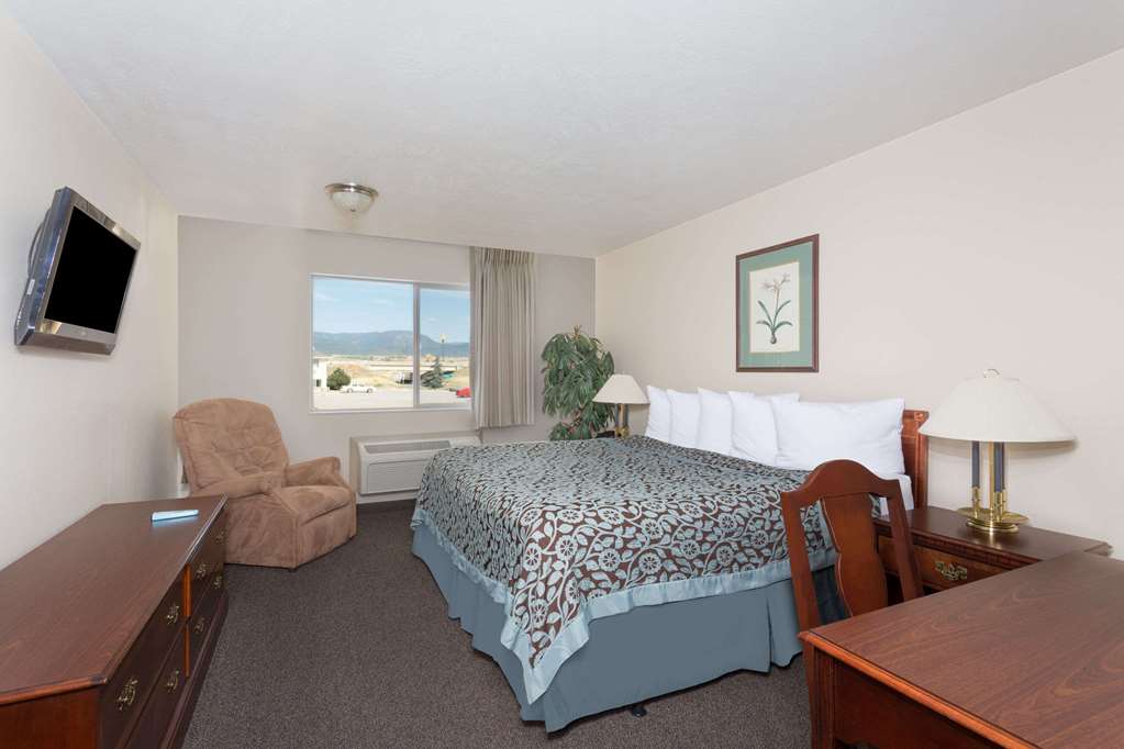 Days Inn by Wyndham Beaver - photo 9