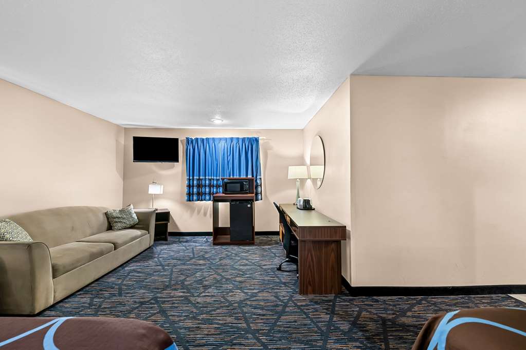 Super 8 by Wyndham Council Bluffs IA Omaha NE Area - photo 38