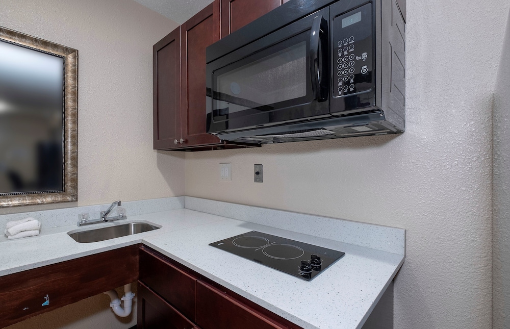 Red Roof Inn Morgan City - photo 16