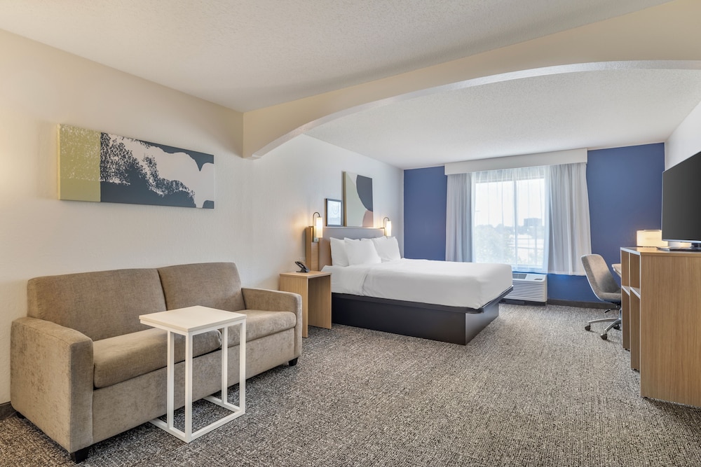 Spark by Hilton La Crosse Onalaska - photo 9