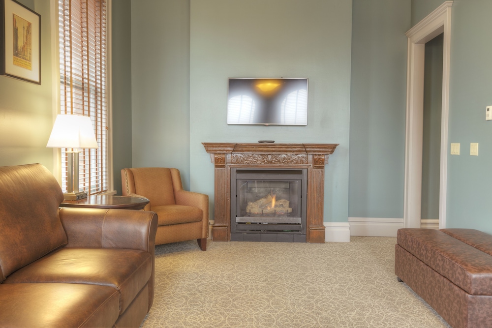 Montvale Hotel - photo 90