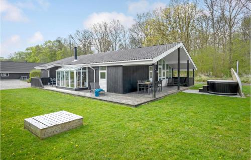 Beautiful Home In Juelsminde With Sauna — 4-Star Luxury Hotel in None, Denmark