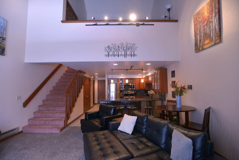Laid Back Lounge by Casago McCall Donerightmanagement - photo 14