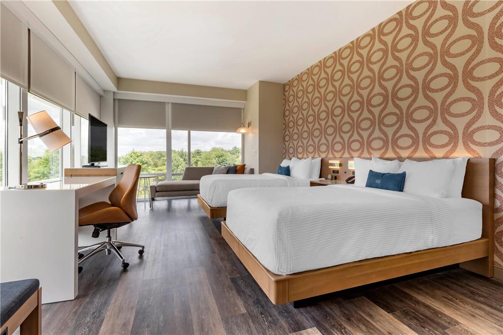 DoubleTree by Hilton Greenville Woodruff Road - photo 16