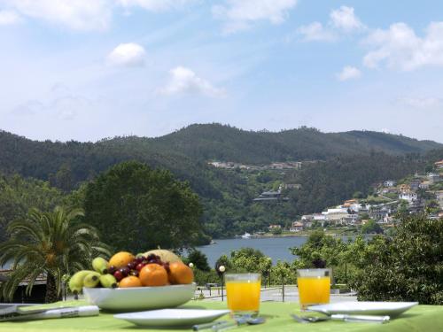 Casa de Mellares — 4-Star Luxury Hotel in Melres, Portugal