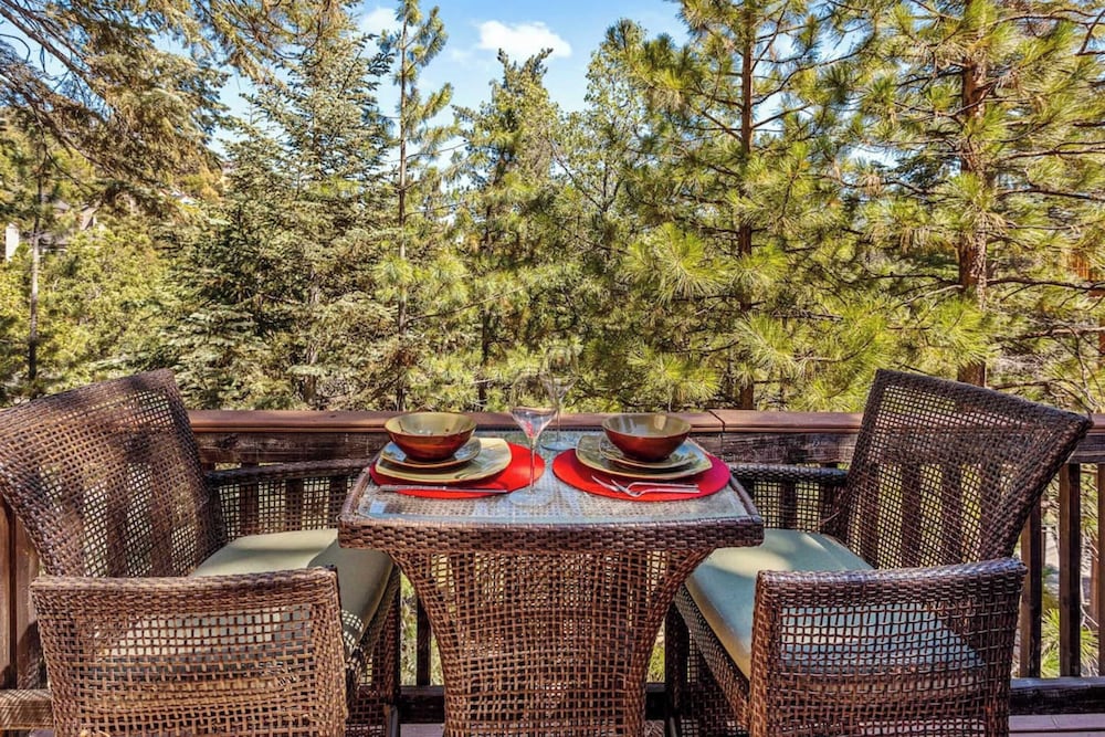 Sutter Ln by Avantstay Beautifully Remodeled Kitchen 4cabin chic Bedrooms - photo 46