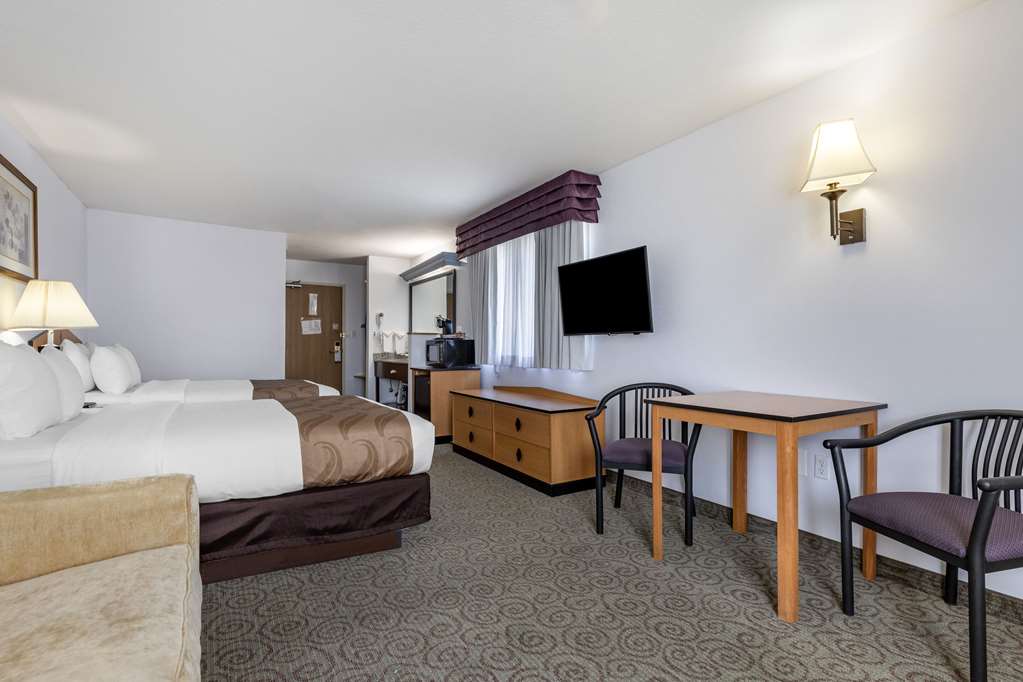 Quality Inn & Suites Denver Airport Gateway Park - featured photo
