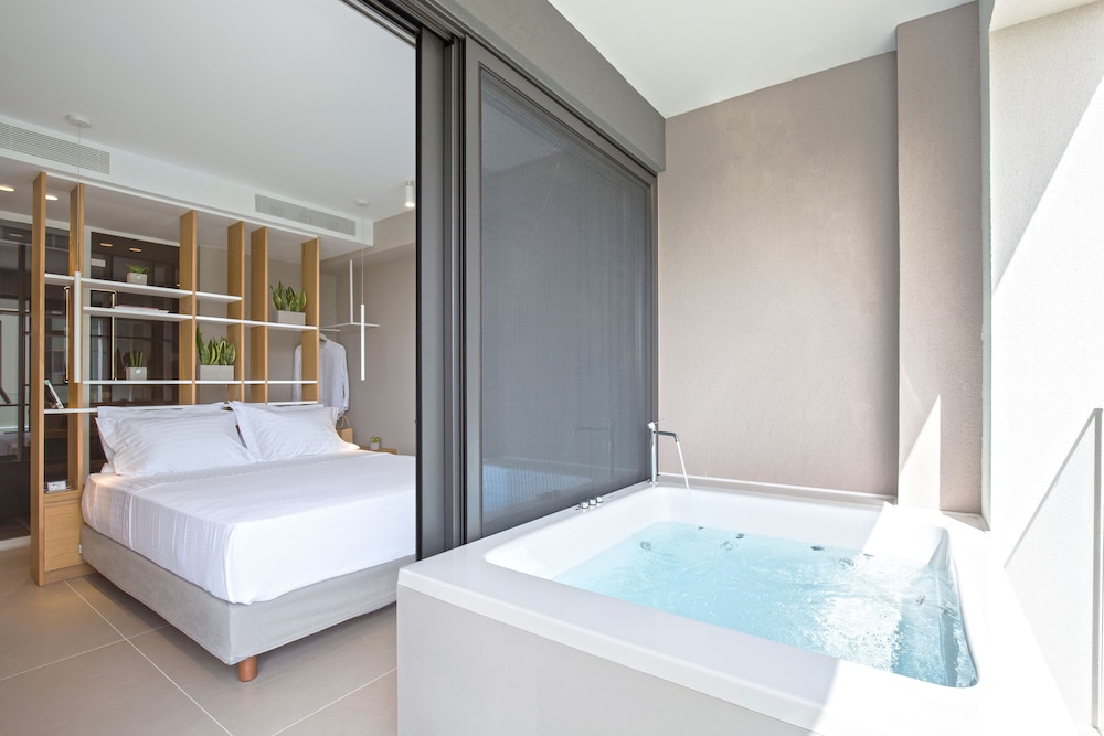 Noemie Luxury Suites in Chania, Greece