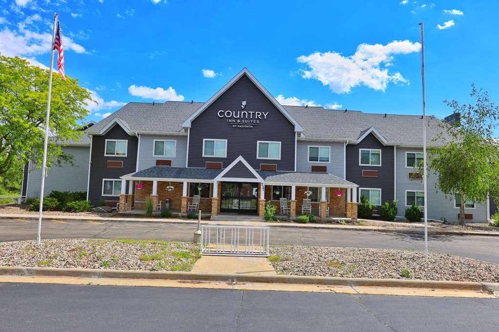 Country Inn & Suites by Radisson Sparta WI - photo 2