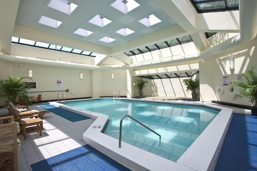 DoubleTree by Hilton Stamford - photo 45