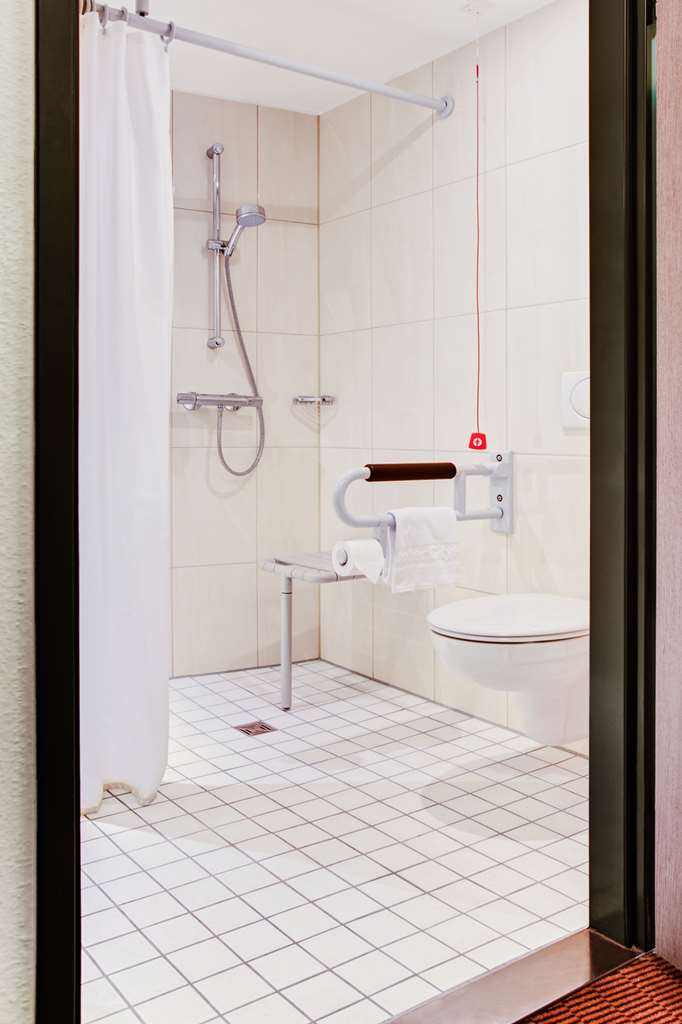 IntercityHotel Mainz, Germany - Handicapped Accessible Room, Bathroom