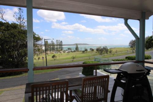 Oceanview 6 Stewart Street — 4-Star Luxury Hotel in Crescent Head, Australia