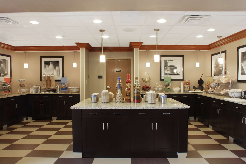 Hampton Inn & Suites Port St. Lucie West - photo 26