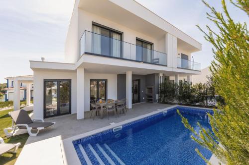 Villa Lagoa — 4-Star Luxury Hotel in Obidos, Portugal