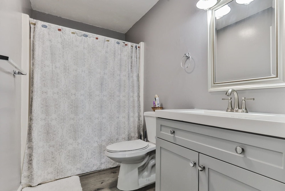 Coastal Waters Inn - photo 157