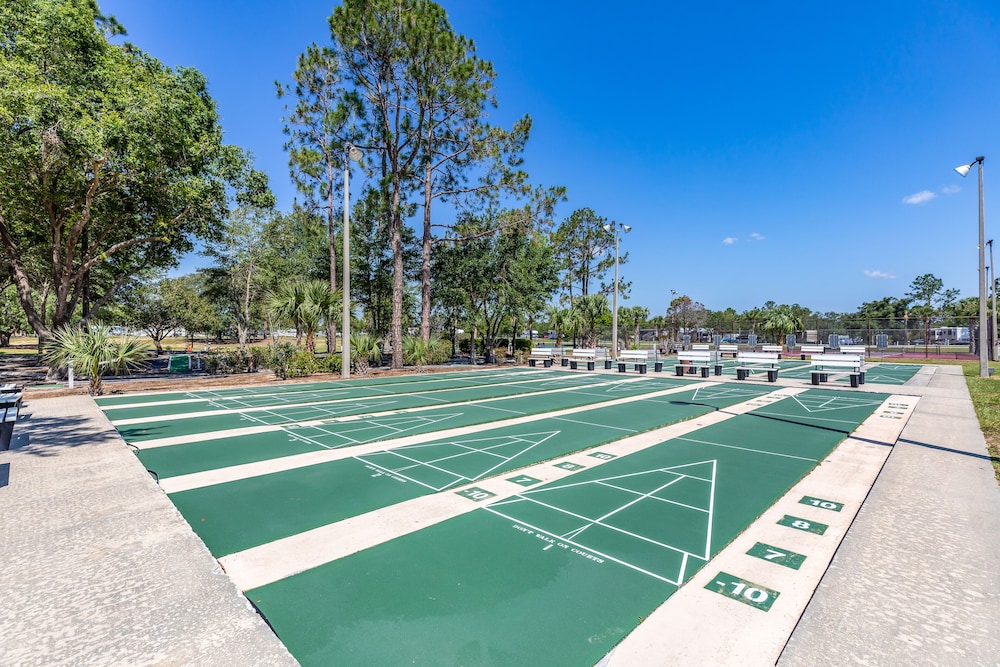 Orlando RV Resort - photo 11