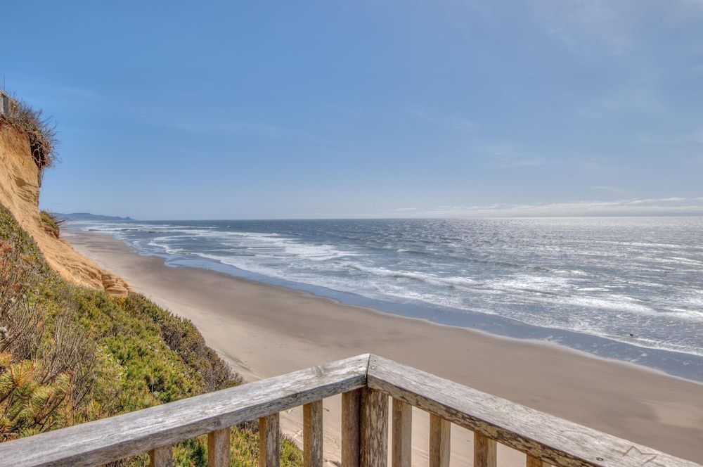 Jewel Box at the Beach - photo 32
