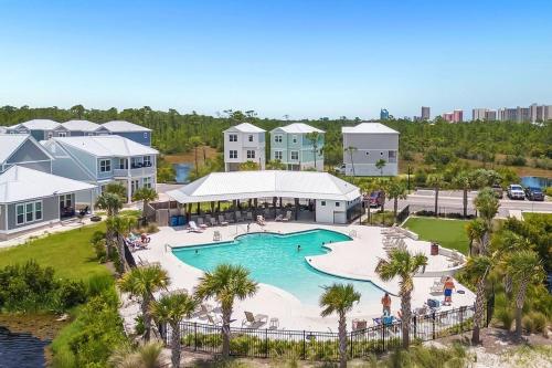 Beach Please - carbon neutral hotel in Orange Beach