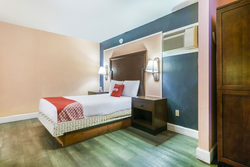 OYO Hotel Myrtle Beach Kings Hwy - photo 6