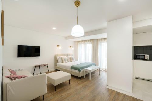VIVA River Apartment Gaia — 4-Star Luxury Hotel in Vila Nova De Gaia, Portugal