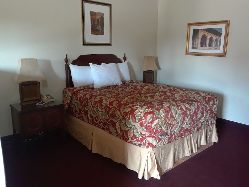 Cedar Glade Resort - photo 17