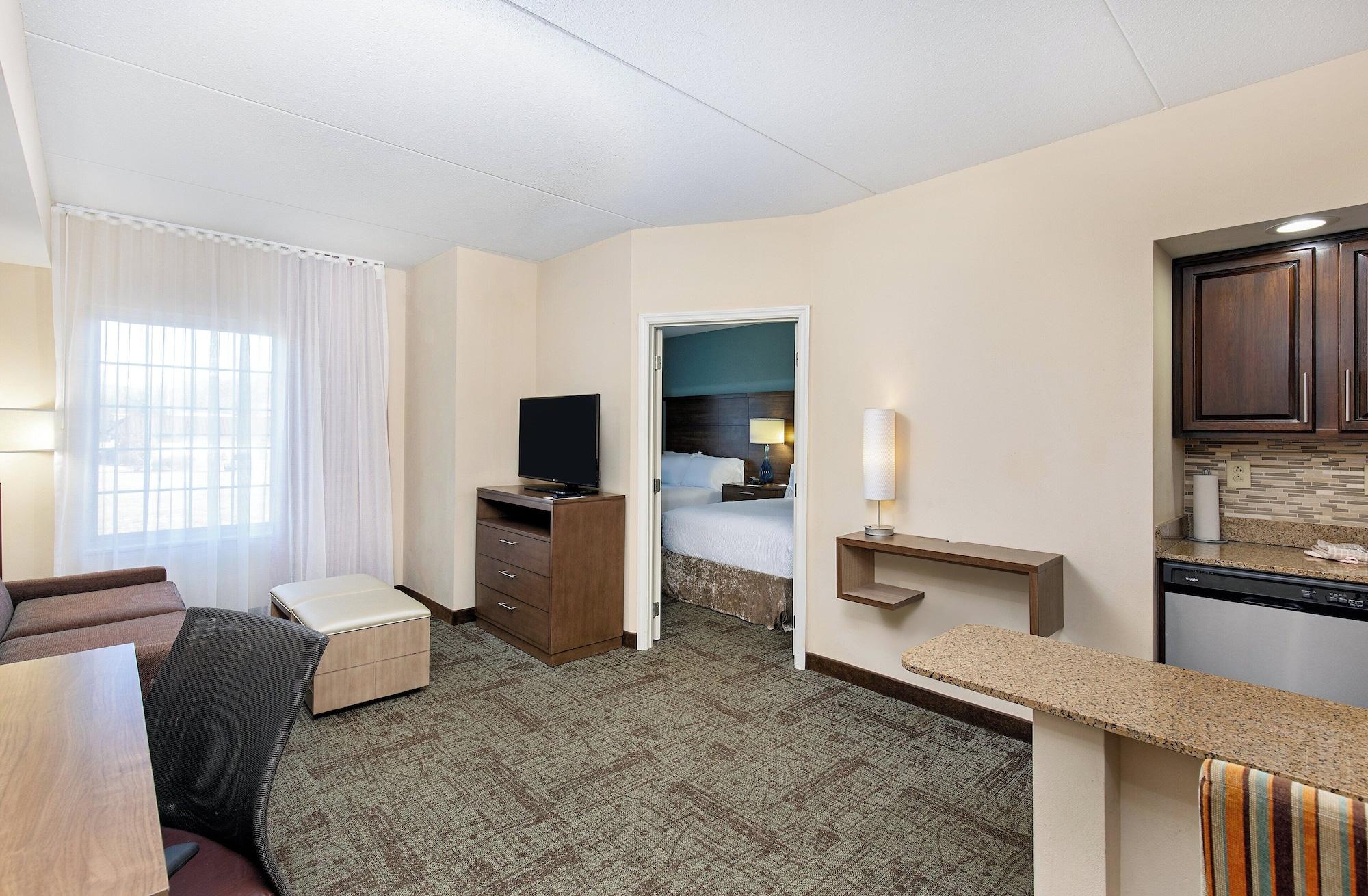 Staybridge Suites Oak Ridge by IHG - photo 20