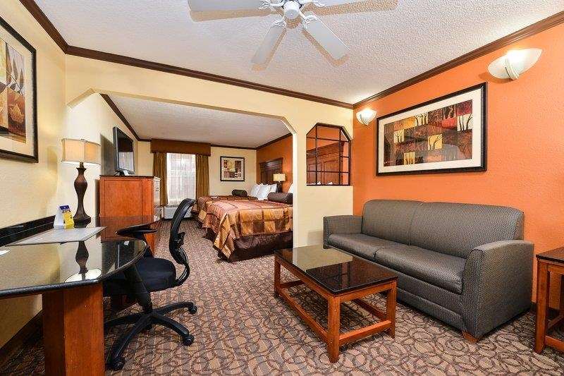 Best Western Plus Midwest Inn & Suites - photo 11