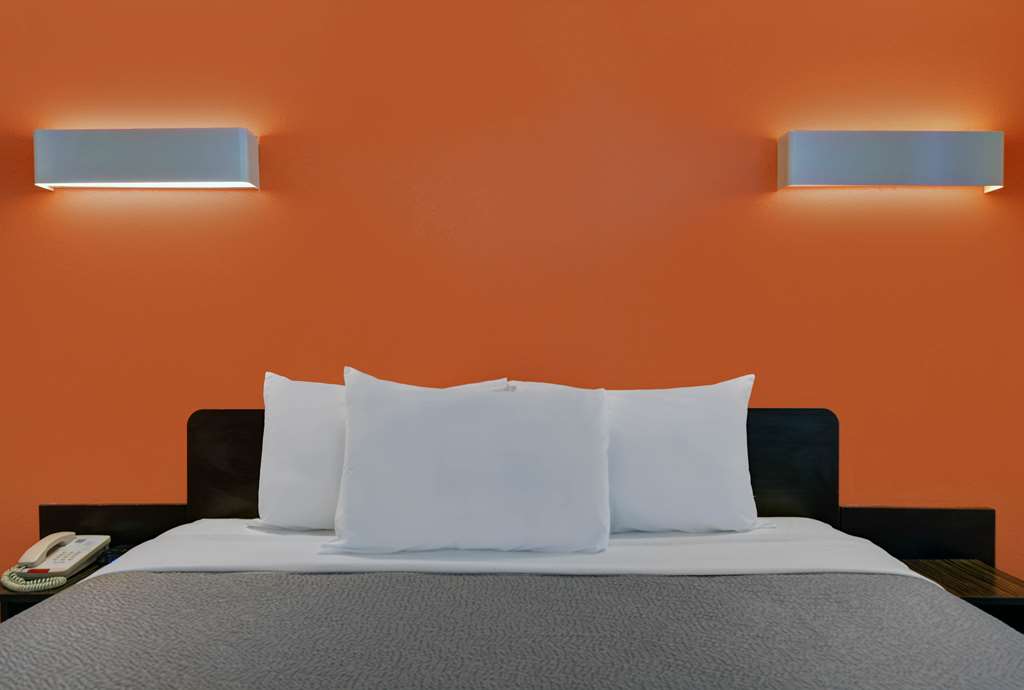 Motel 6 Cutler Bay FL - photo 8
