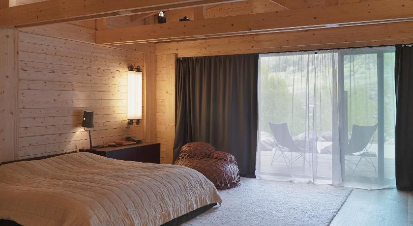 Sami Mta Chalet