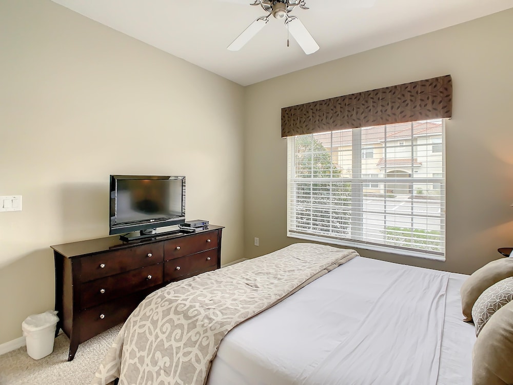 Paradise Palms Resort Just Minutes From Disney - photo 31