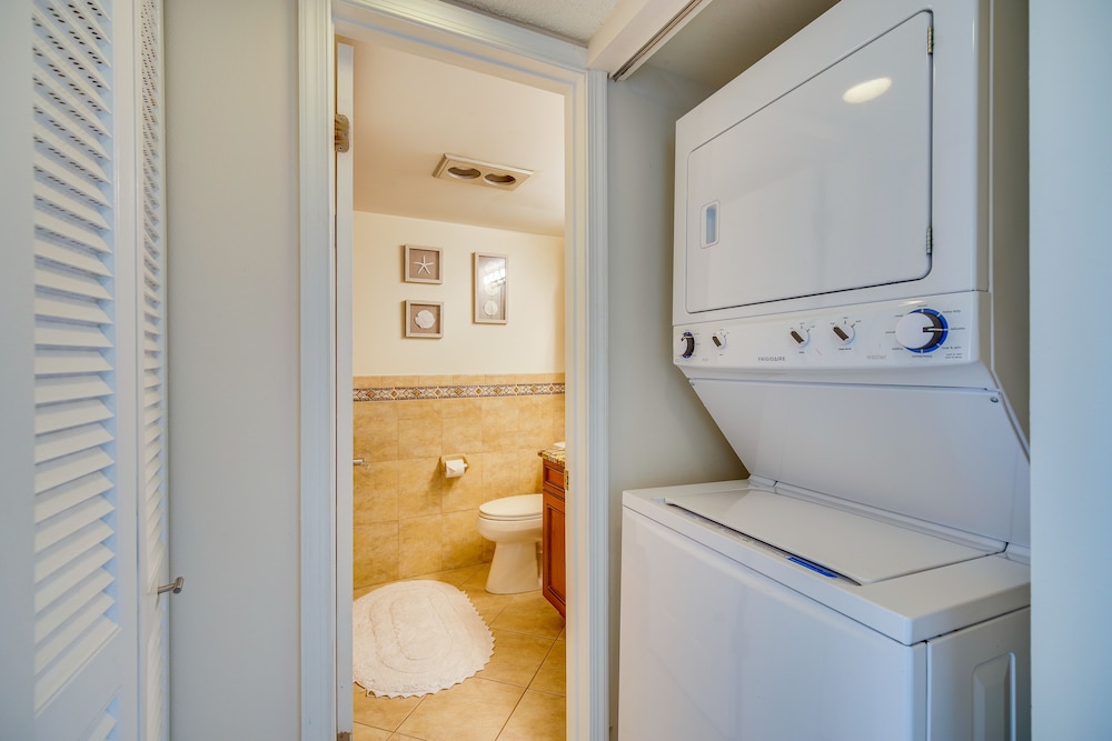 Sunny Fort Pierce Resort Condo w Beach Access - photo 14