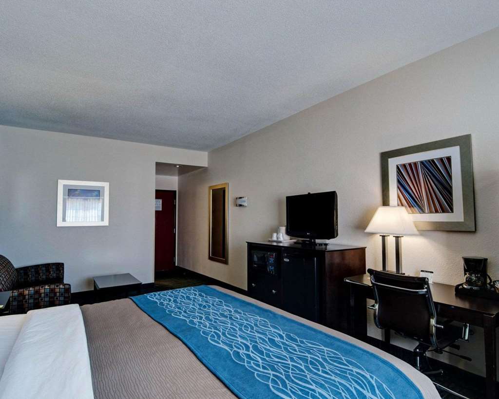 Comfort Inn Mount Airy - photo 11