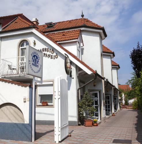Passzio Panzio - carbon neutral hotel in Budapest