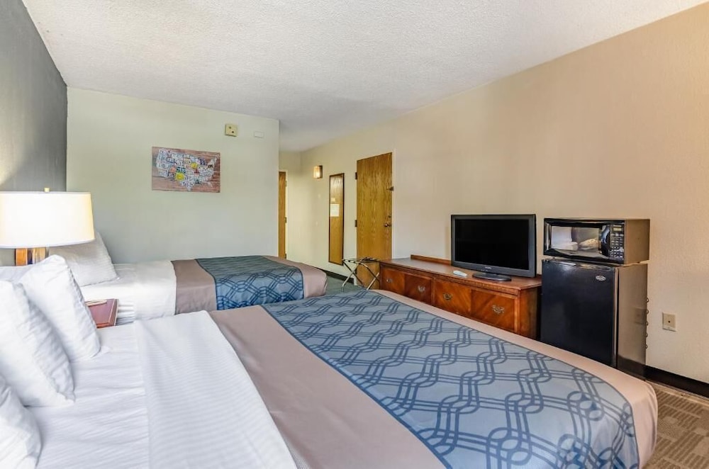 Radford Inn - photo 9
