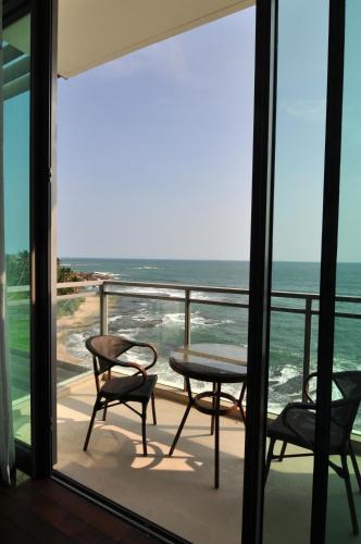 Apartment L4 5 Oceanfront Condos Galle Sri Lanka — 4-Star Luxury Hotel in Galle, Sri Lanka