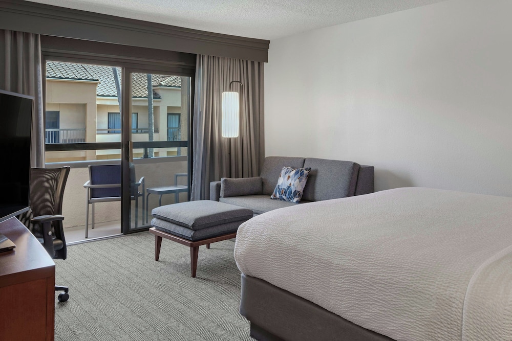 Courtyard by Marriott Anaheim Buena Park - photo 5