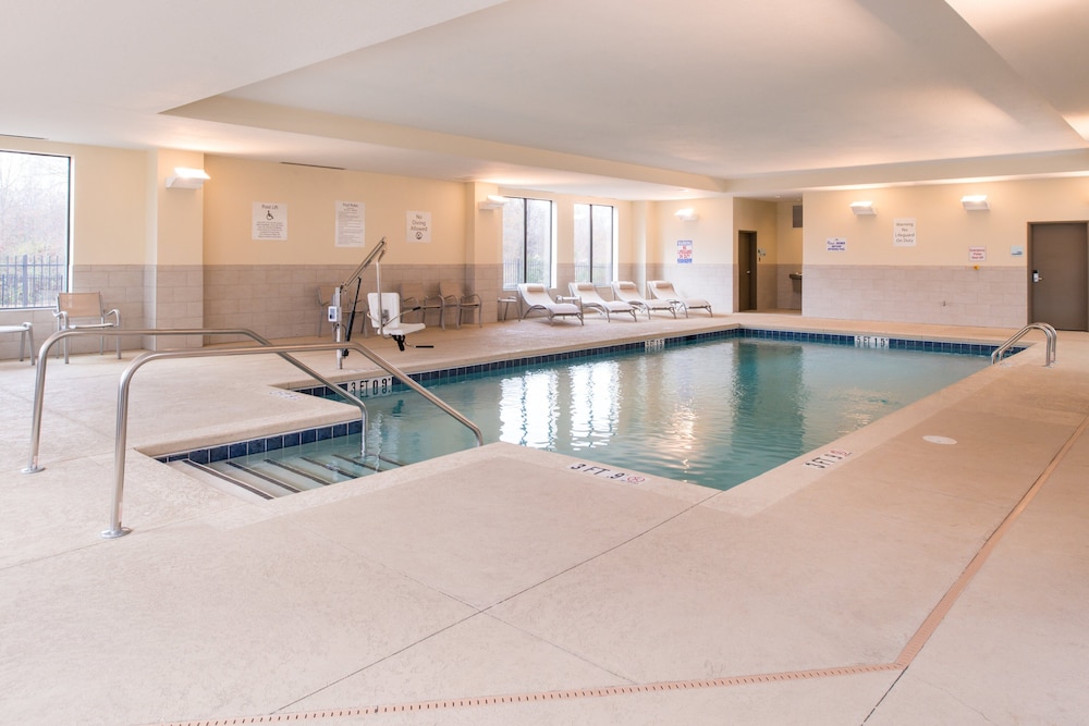Holiday Inn Express Hotel & Suites Monroe - photo 38