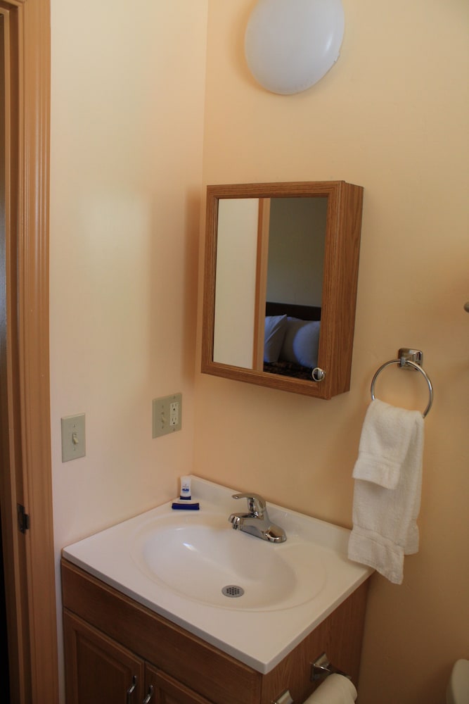 Gold Trail Motor Lodge - photo 16