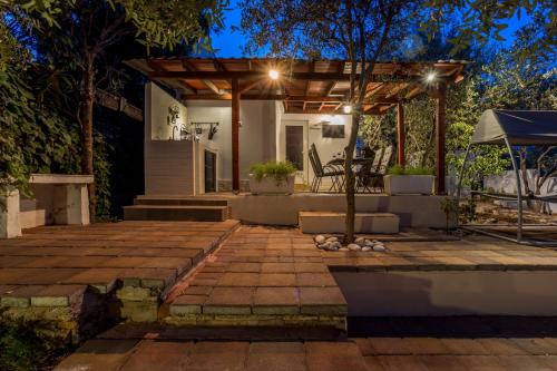 Holiday house with a swimming pool Stari Grad Hvar 17911 — 4-Star Luxury Hotel in Stari Grad, Croatia