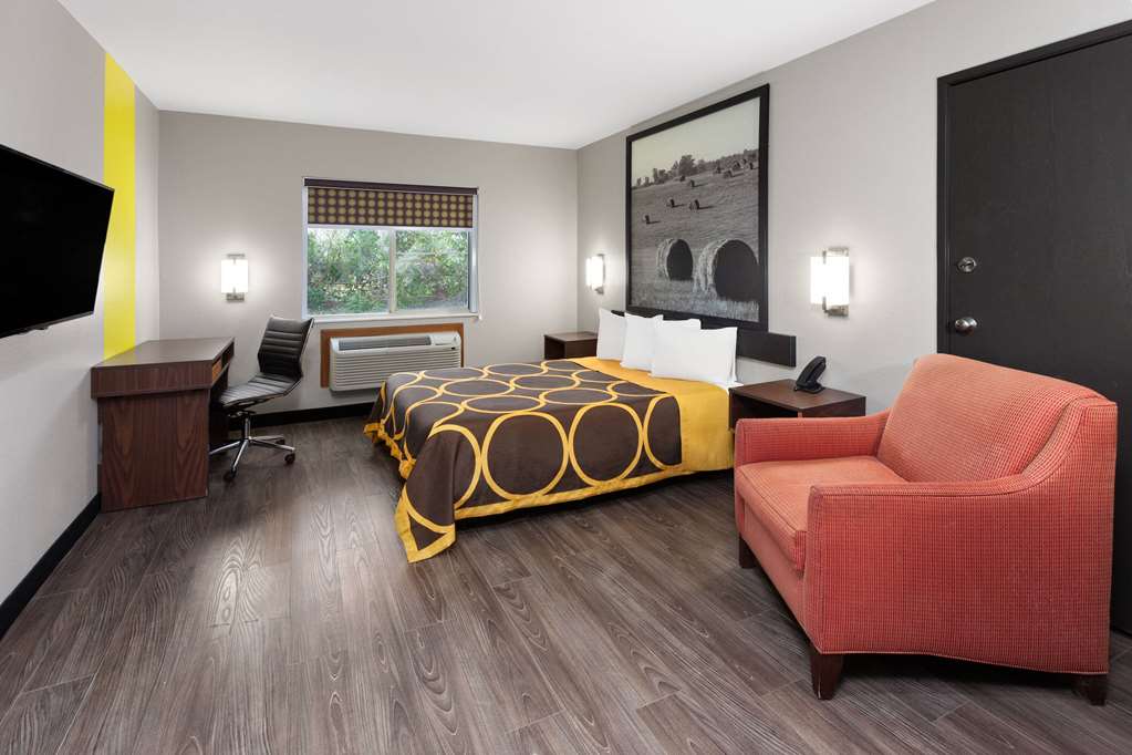 Super 8 by Wyndham Olney - photo 14