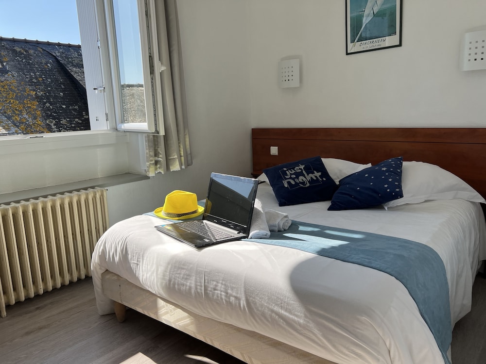 Hôtel Restaurant Les Oceanides in Concarneau, France