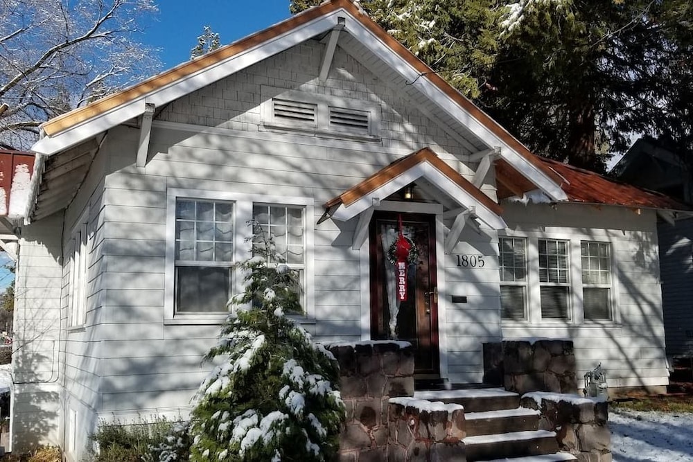 Copper Smarthouse Gourmet Kitchen Klamath Falls — Klamath Falls