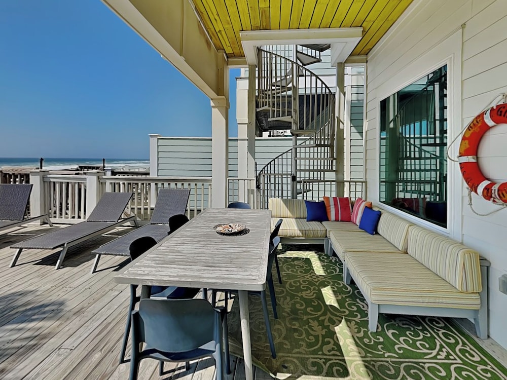 Resting Beach Face by Resort Collection - photo 65