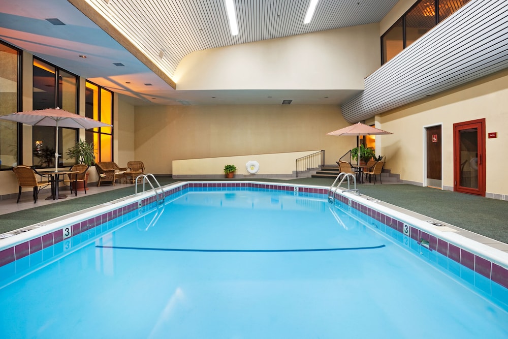 Crowne Plaza Hotel Hickory by IHG - photo 10