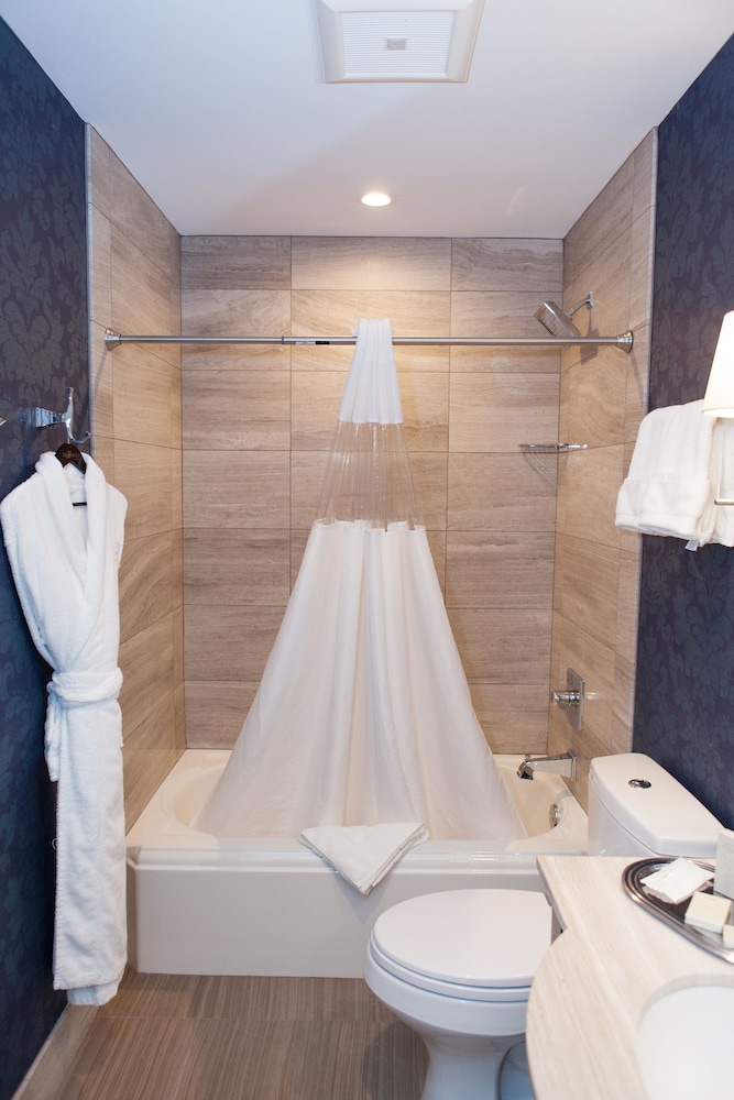 La Banque Hotel - photo 14