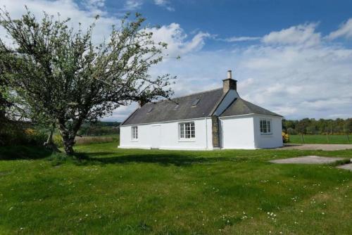 Lower Bruntlands - carbon neutral hotel in Fochabers