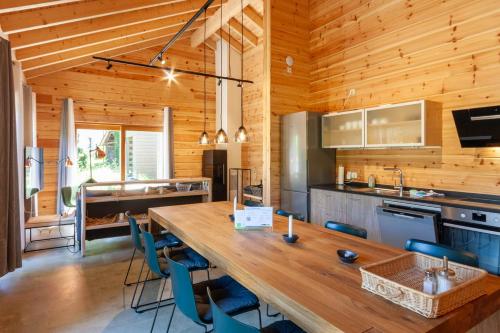 Ferienhaus Blockhouse 8 mit Sauna Terrasse und Grill in Braunlage, Germany