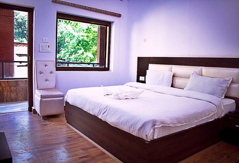 Hotel Neer Buddha — Narendranagar