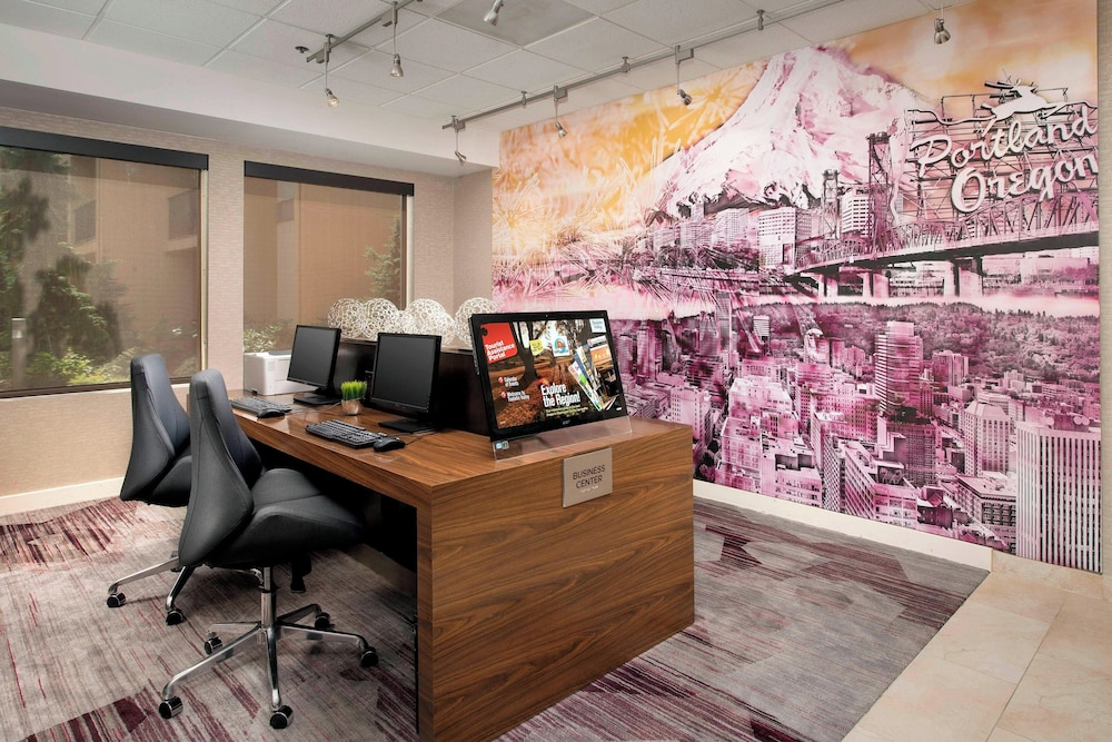 Courtyard By Marriott Portland Hillsboro - photo 32
