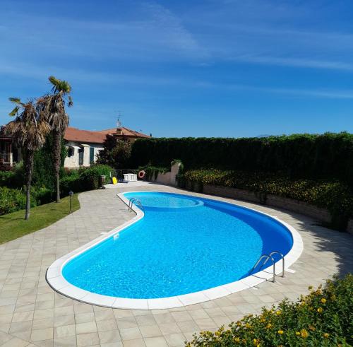 Le Panchette _ Pool & Bike — 4-Star Luxury Hotel in Salionze, Italy